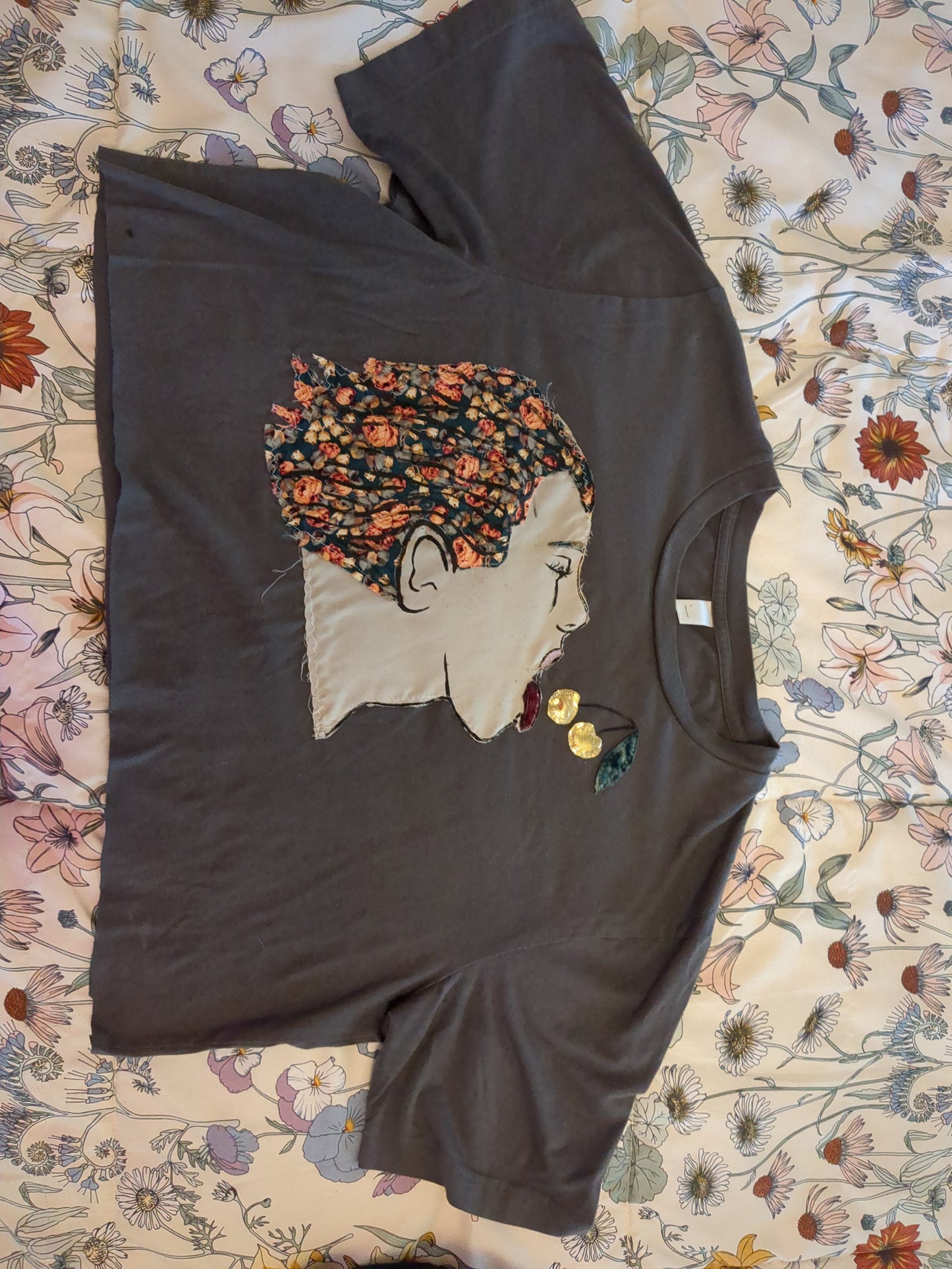 *Patch tee - Large by Essi (Apparel)