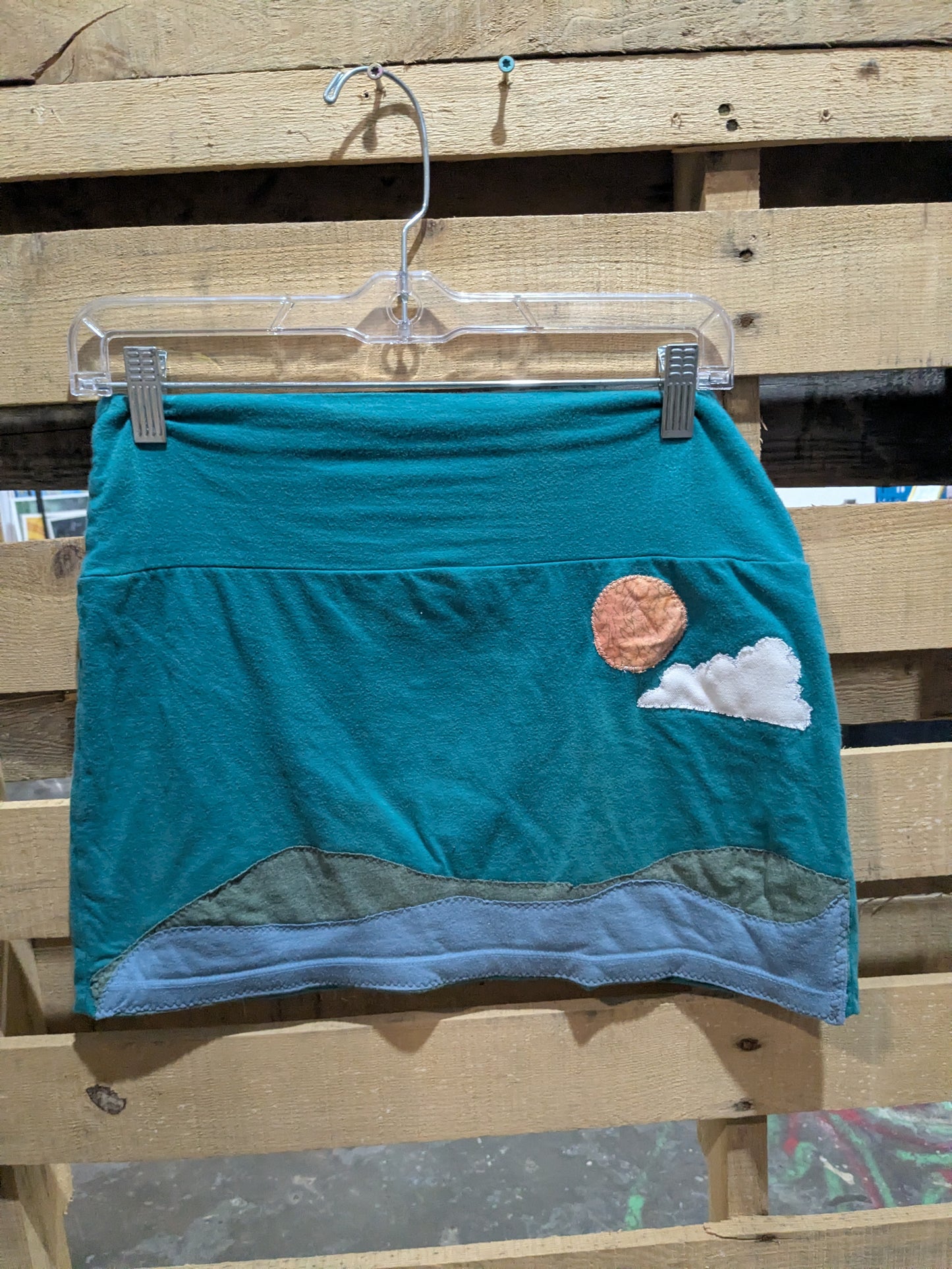 *Mountain Scene Skirt - Medium by Essi (Apparel)