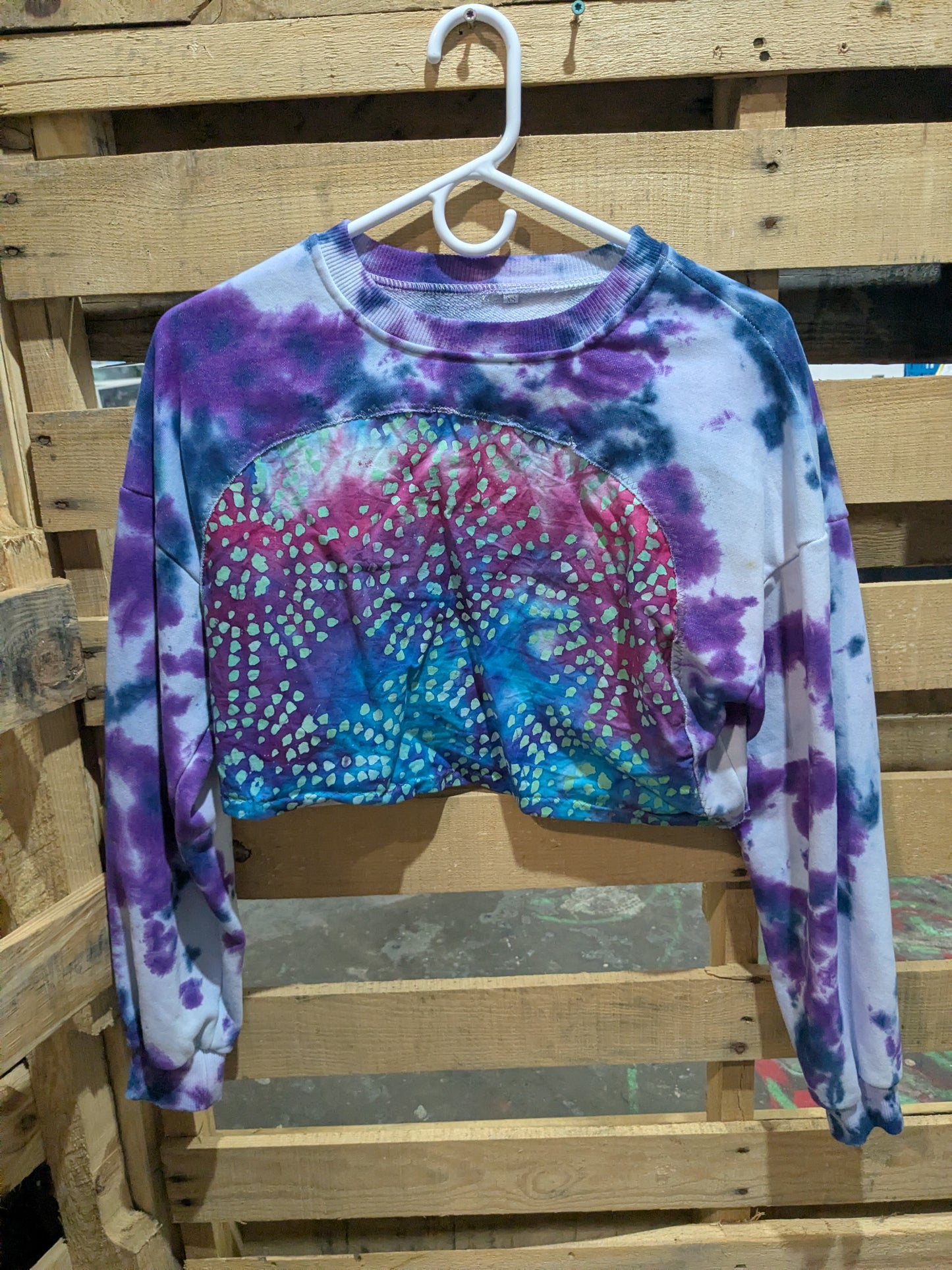 *Tie-dye Crop Sweater - Small by Essi (Apparel)