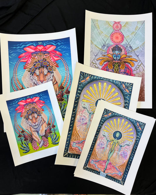*Teeny | 8x10-11 - 11 x 8 by Paulina Casati (Poster Print)